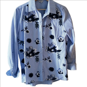 Simon Chang Denim striped long sleeve blouse. Size 8. EUC